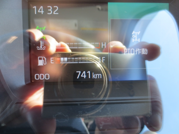 トヨタダイナ4段ラジコンクレーン付|中古トラックの販売・買取・査定のアイナビ