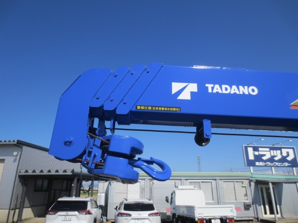 トヨタダイナ4段ラジコンクレーン付|中古トラックの販売・買取・査定のアイナビ