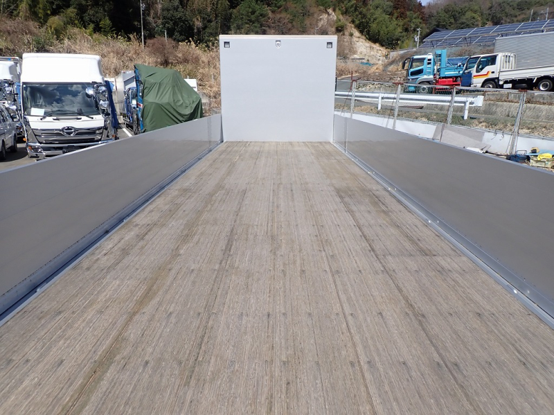 未使用 4軸低床 後輪エアサス アルミ平 14400㎏積載 AT|中古トラックの販売・買取・査定のアイナビ