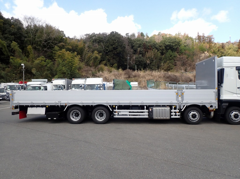 未使用 4軸低床 後輪エアサス アルミ平 14400㎏積載 AT|中古トラックの販売・買取・査定のアイナビ