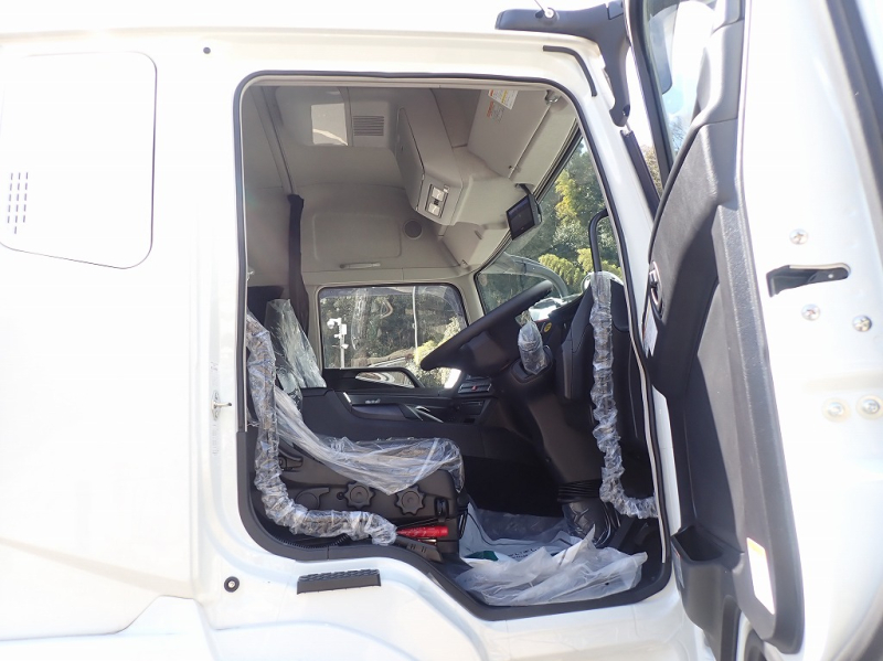 未使用 4軸低床 後輪エアサス アルミ平 14400㎏積載 AT|中古トラックの販売・買取・査定のアイナビ