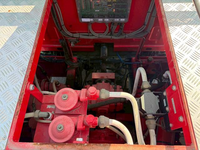 いすゞエルフ特装車その他|中古トラックの販売・買取・査定のアイナビ