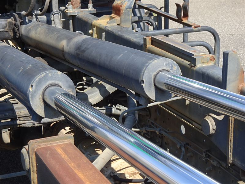 いすゞフォワードコンテナ車|中古トラックの販売・買取・査定のアイナビ