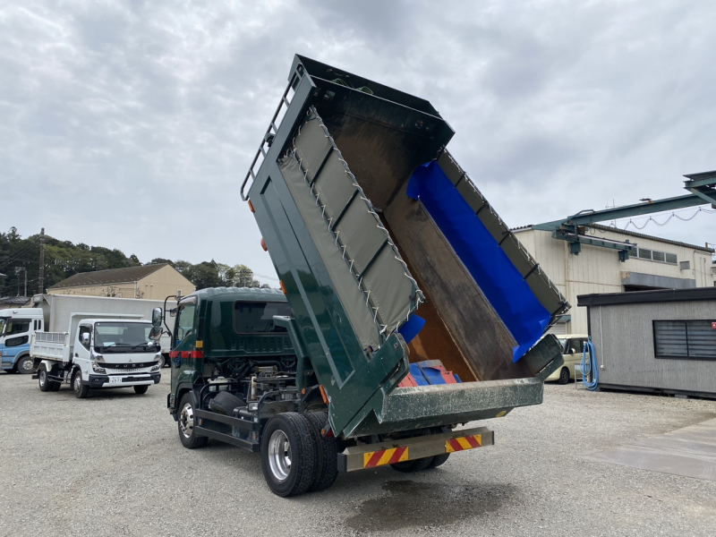 H27年式 中型増tダンプAT車予備検付|中古トラックの販売・買取・査定のアイナビ