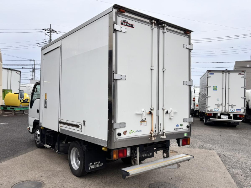 10尺 ショート 冷蔵冷凍車 菱重-5℃ 積載1500kg|中古トラックの販売・買取・査定のアイナビ