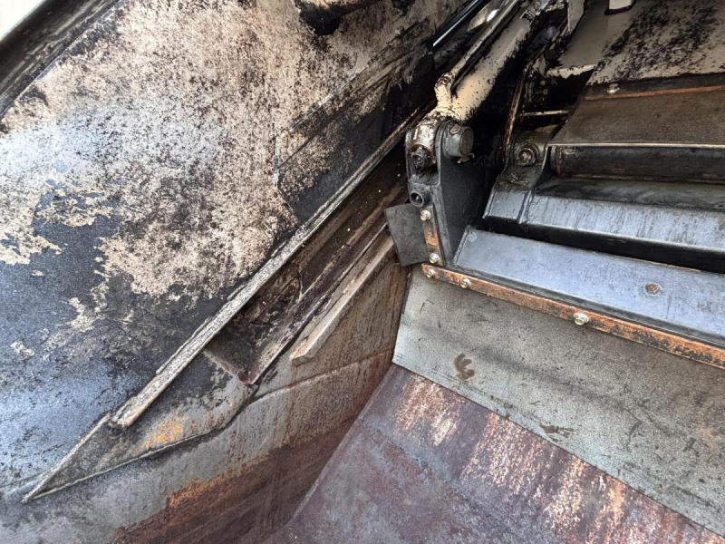 ワイド幅 プレス式パッカー車 新明和製6.0立米|中古トラックの販売・買取・査定のアイナビ