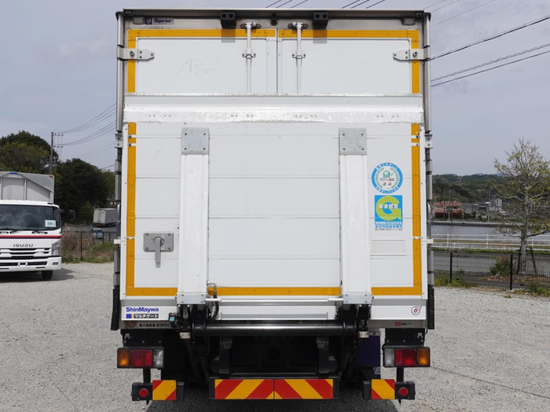 低温冷蔵冷凍パワーゲートワイドロング|中古トラックの販売・買取・査定のアイナビ