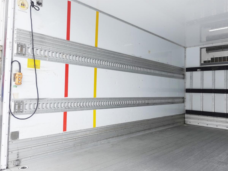 低温冷蔵冷凍パワーゲートワイドロング|中古トラックの販売・買取・査定のアイナビ