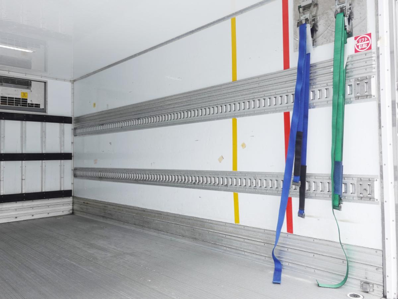 低温冷蔵冷凍パワーゲートワイドロング|中古トラックの販売・買取・査定のアイナビ