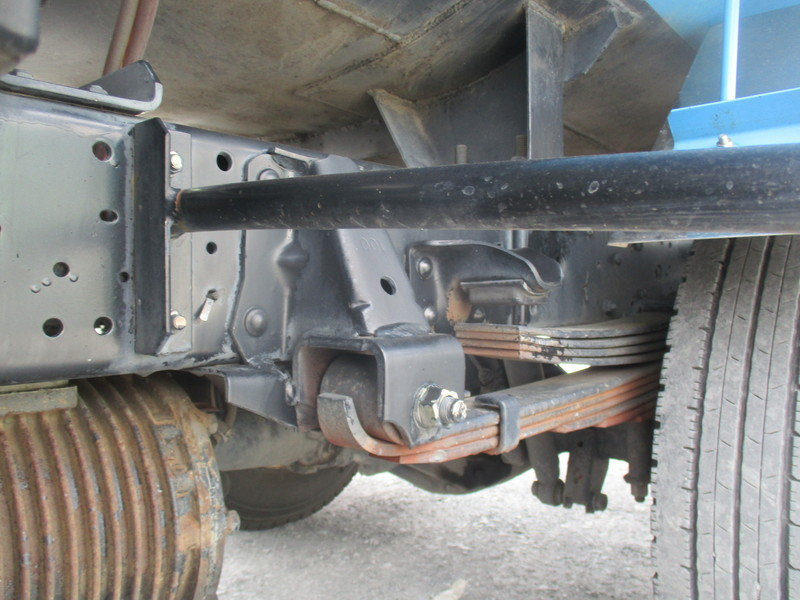 H17エルフ東急製3KLバキュームカー電動ホースリール|中古トラックの販売・買取・査定のアイナビ