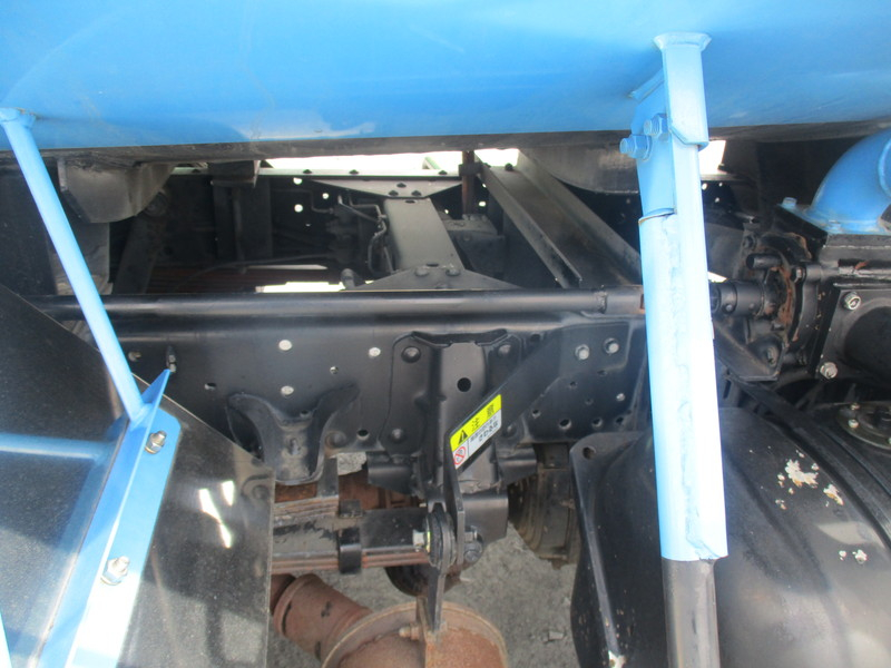 H17エルフ東急製3KLバキュームカー電動ホースリール|中古トラックの販売・買取・査定のアイナビ