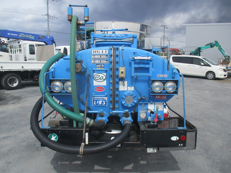 H17エルフ東急製3KLバキュームカー電動ホースリール|中古トラックの販売・買取・査定のアイナビ