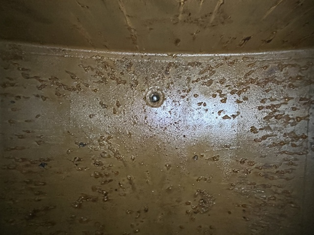 PTO式散水車 積載4t 極東開発 LH04-304|中古トラックの販売・買取・査定のアイナビ