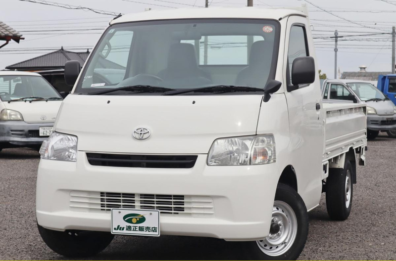 DX 平ボディ 積載800KG Wエアバッグ ETC|中古トラックの販売・買取・査定のアイナビ