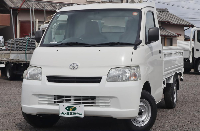 積載800Kg 平ボディ 車両総重量2050Kg AT限定|中古トラックの販売・買取・査定のアイナビ