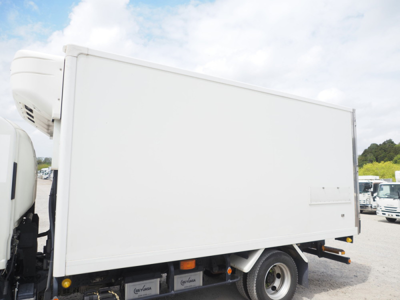 いすゞ 冷凍バン エルフ|中古トラックの販売・買取・査定のアイナビ