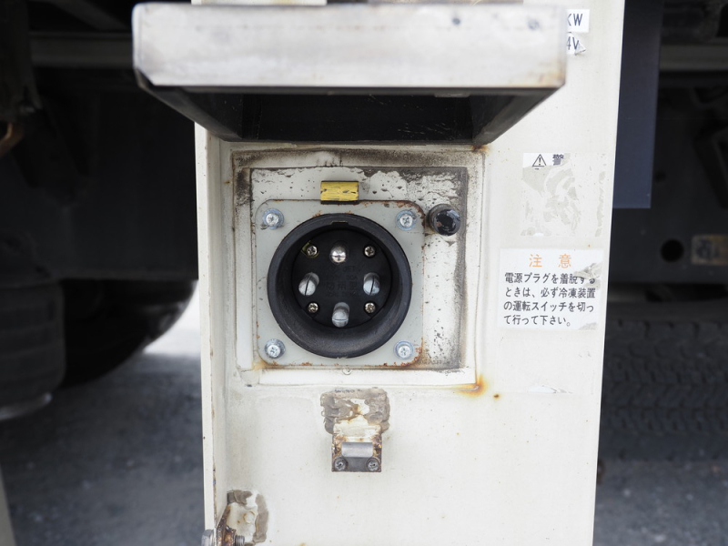 いすゞ 冷凍ウイング ギガ|中古トラックの販売・買取・査定のアイナビ