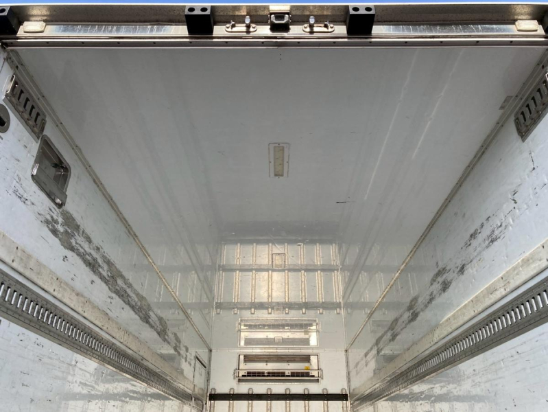 冷蔵冷凍車2.5トン積載低温格納PG6300ボディワイド左サイド扉|中古トラックの販売・買取・査定のアイナビ