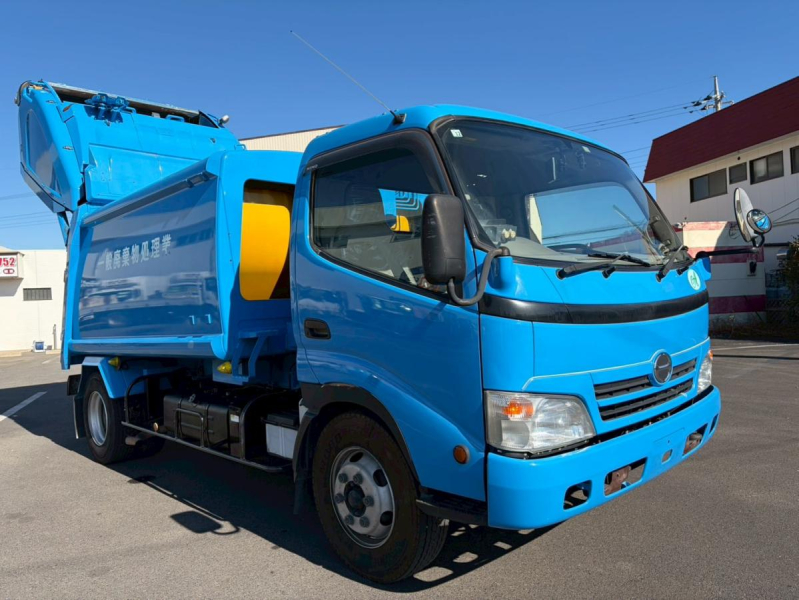 プレス式6.8立米連続スイッチ汚水タンク2.8トン積載ワイド幅|中古トラックの販売・買取・査定のアイナビ