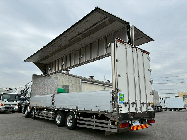 ハイルーフ8×44軸低床2デフシフトパイロットAT|中古トラックの販売・買取・査定のアイナビ