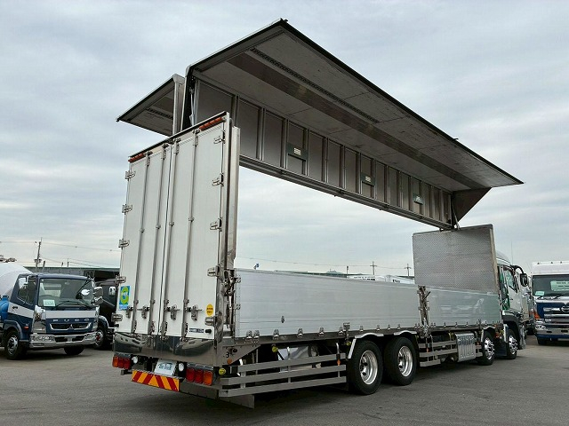 ハイルーフ8×44軸低床2デフシフトパイロットAT|中古トラックの販売・買取・査定のアイナビ