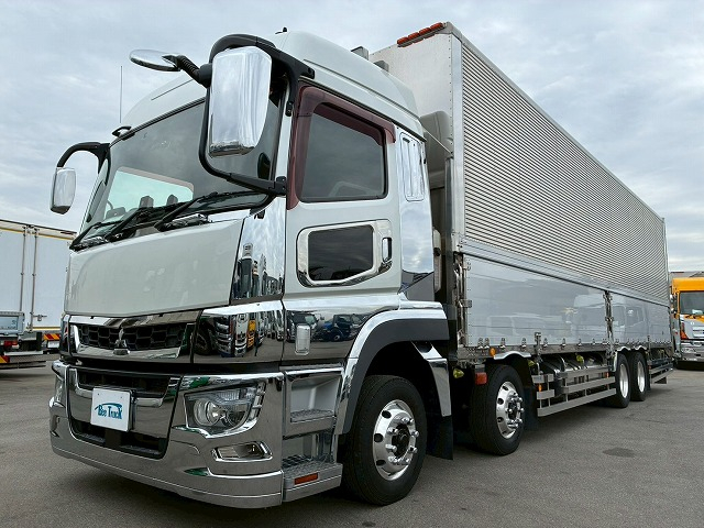 ハイルーフ8×44軸低床2デフシフトパイロットAT|中古トラックの販売・買取・査定のアイナビ