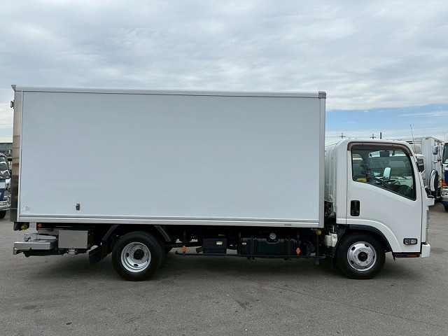パネルバン標準幅北村製作所キタムラ左サイド扉150馬力|中古トラックの販売・買取・査定のアイナビ
