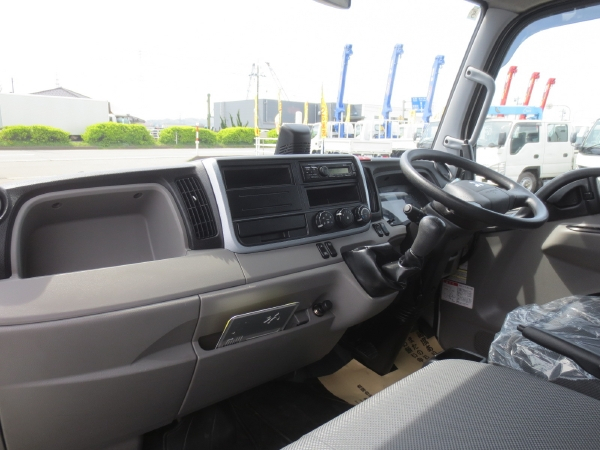 三菱キャンター土砂禁ダンプ|中古トラックの販売・買取・査定のアイナビ