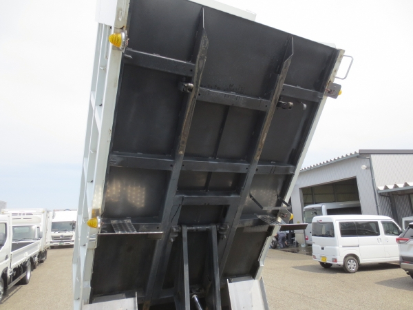 三菱キャンター土砂禁ダンプ|中古トラックの販売・買取・査定のアイナビ