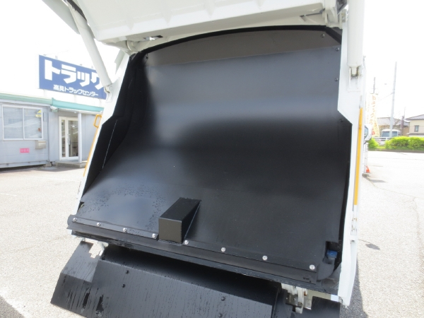 三菱キャンタープレスパッカー|中古トラックの販売・買取・査定のアイナビ