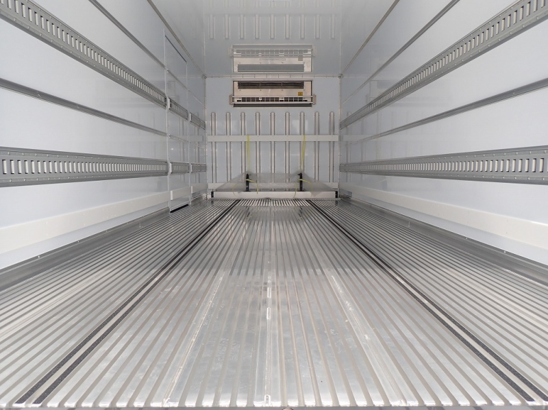 加温機能付 -30℃～30℃設定 62ワイド 格納PG 240PS 6速|中古トラックの販売・買取・査定のアイナビ