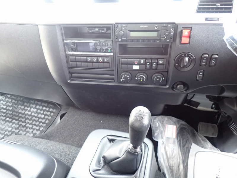 加温機能付 -30℃～30℃設定 62ワイド 格納PG 240PS 6速|中古トラックの販売・買取・査定のアイナビ