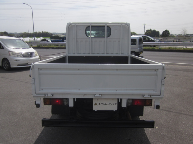 H.28年アトラス2.0ダブルキャブFスーパーローDX床板張替AT|中古トラックの販売・買取・査定のアイナビ