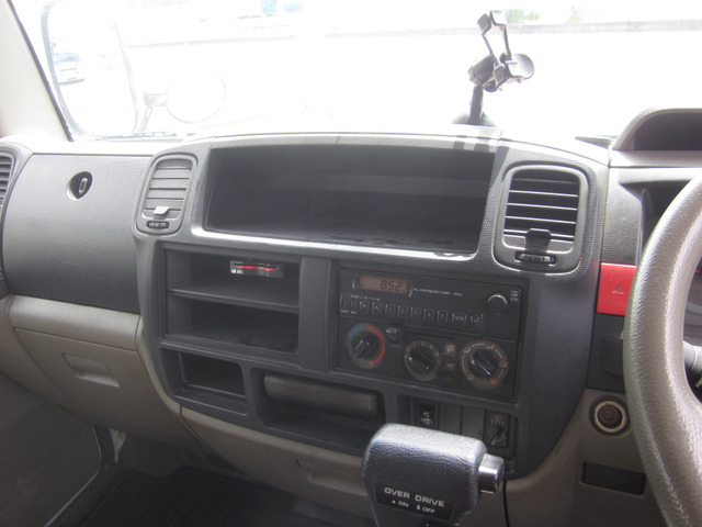 H.28年アトラス2.0ダブルキャブFスーパーローDX床板張替AT|中古トラックの販売・買取・査定のアイナビ