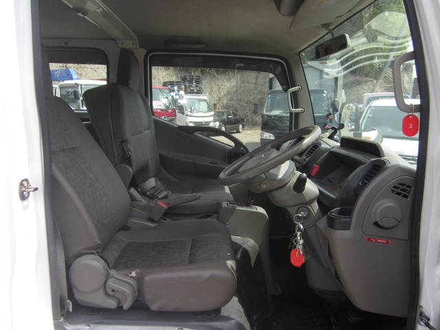 H.28年アトラス2.0ダブルキャブFスーパーローDX床板張替AT|中古トラックの販売・買取・査定のアイナビ