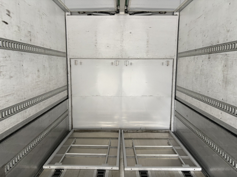 H28年式アルミウイングジョロダーエアーロール付き|中古トラックの販売・買取・査定のアイナビ