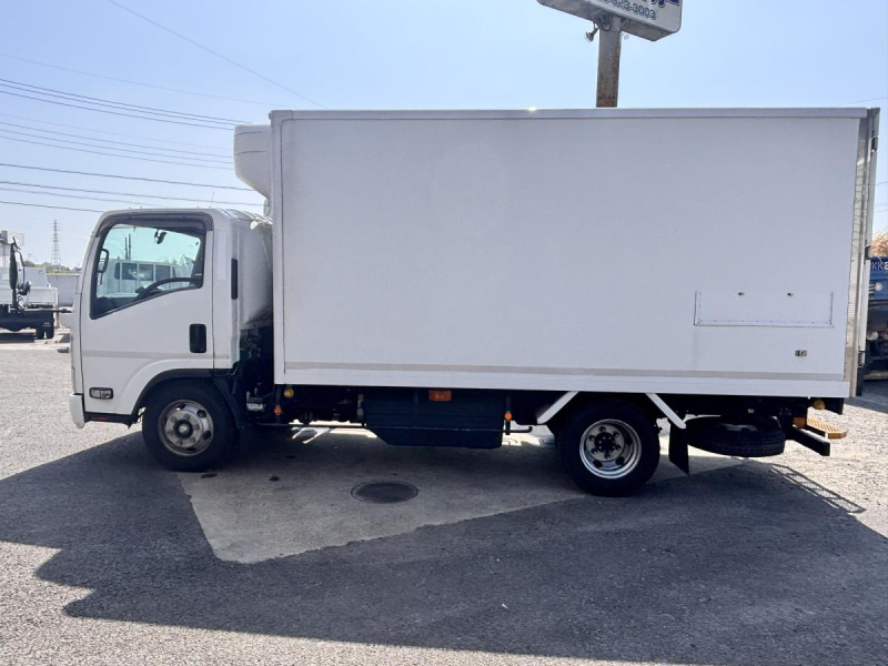 エルフ ワイドロング 冷蔵冷凍車 ハイブリッド車|中古トラックの販売・買取・査定のアイナビ