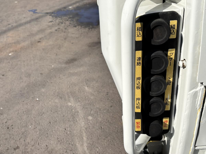 デュトロ プレスパッカー車 極東製4.3立米|中古トラックの販売・買取・査定のアイナビ