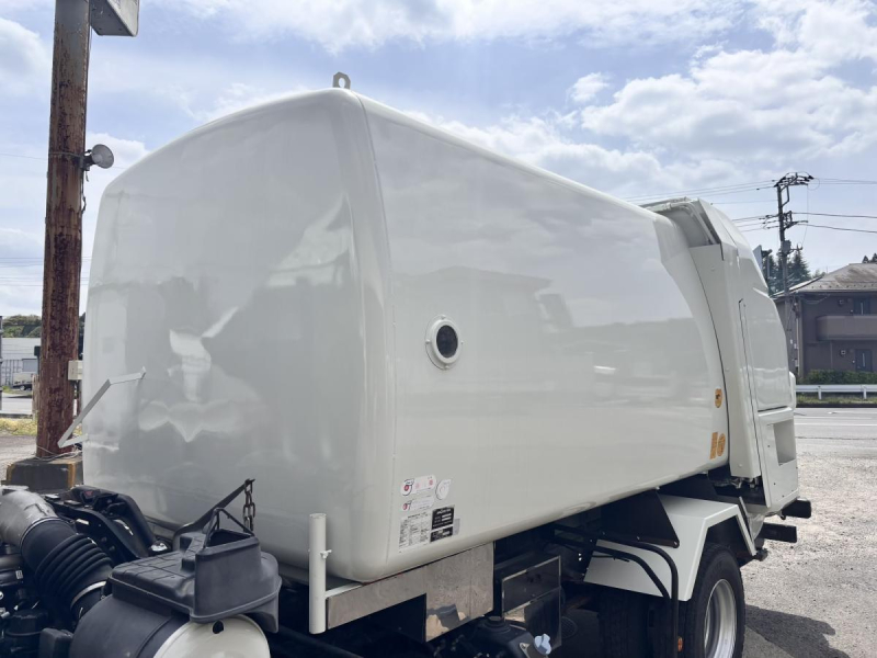 ファイター 巻き込みパッカー車 モリタ製8.1立米|中古トラックの販売・買取・査定のアイナビ