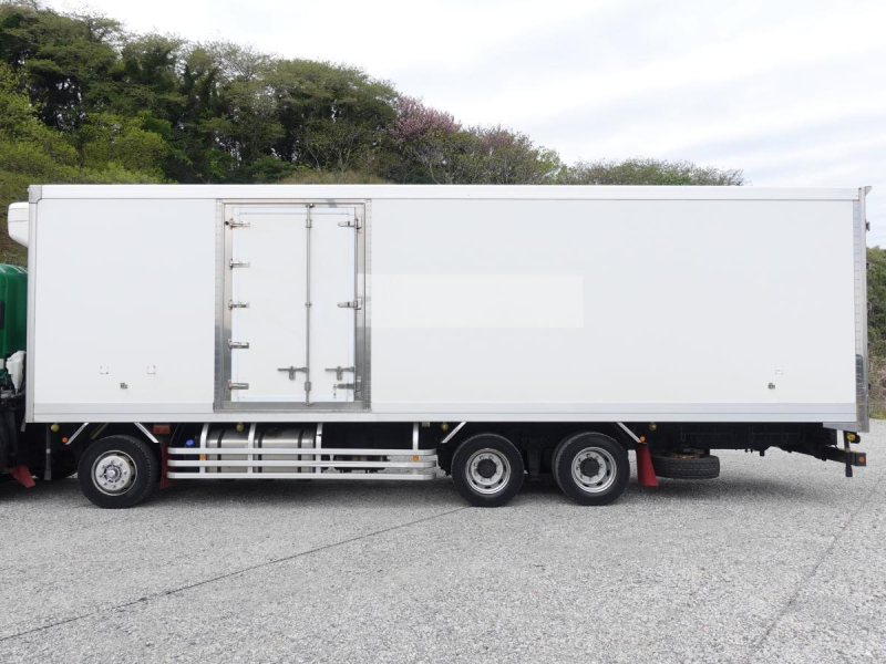 低温冷蔵冷凍2エバ大型|中古トラックの販売・買取・査定のアイナビ