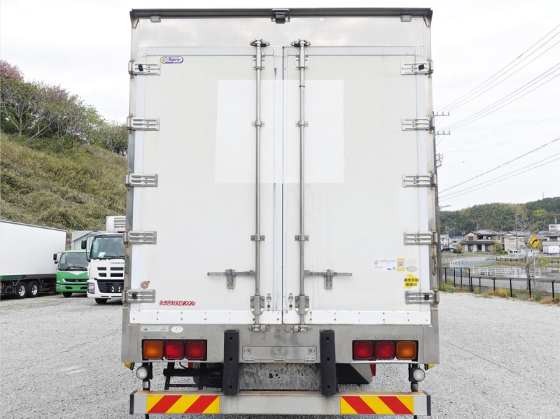 低温冷蔵冷凍2エバ大型|中古トラックの販売・買取・査定のアイナビ