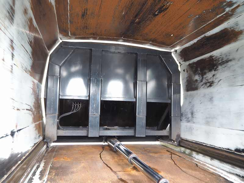 レンジャー富士車輌プレス式パッカー車10立米ペーパー仕様|中古トラックの販売・買取・査定のアイナビ