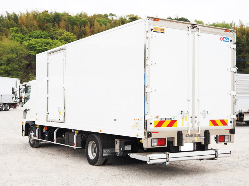 日野 冷凍バン レンジャー|中古トラックの販売・買取・査定のアイナビ