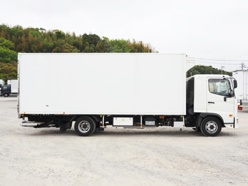 日野 冷凍バン レンジャー|中古トラックの販売・買取・査定のアイナビ