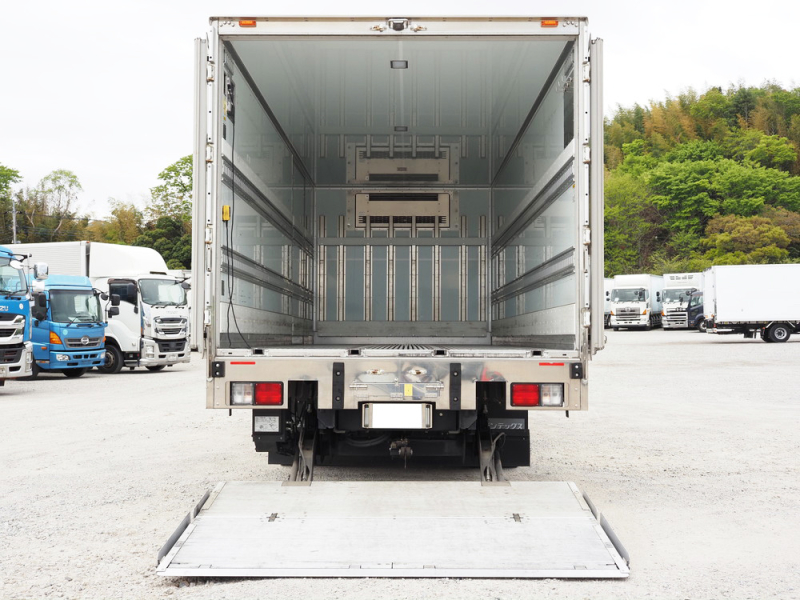 日野 冷凍バン レンジャー|中古トラックの販売・買取・査定のアイナビ