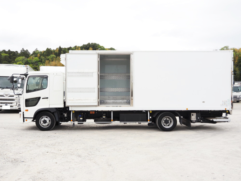 日野 冷凍バン レンジャー|中古トラックの販売・買取・査定のアイナビ