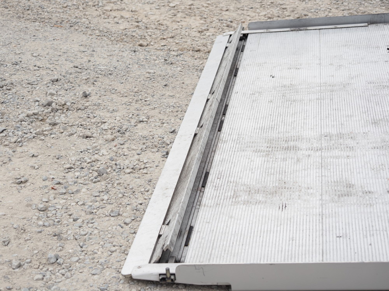 日野 冷凍バン レンジャー|中古トラックの販売・買取・査定のアイナビ