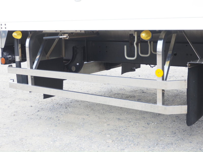 UDトラックス 冷凍バン コンドル|中古トラックの販売・買取・査定のアイナビ