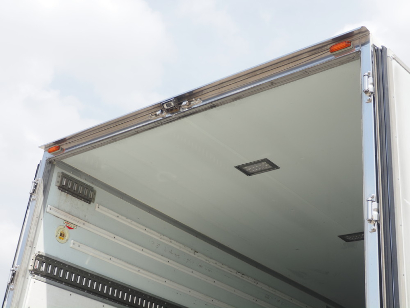 UDトラックス 冷凍バン コンドル|中古トラックの販売・買取・査定のアイナビ