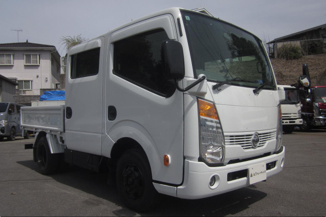 H.28年アトラス2.0ダブルキャブFスーパーローDX床板張替AT|中古トラックの販売・買取・査定のアイナビ